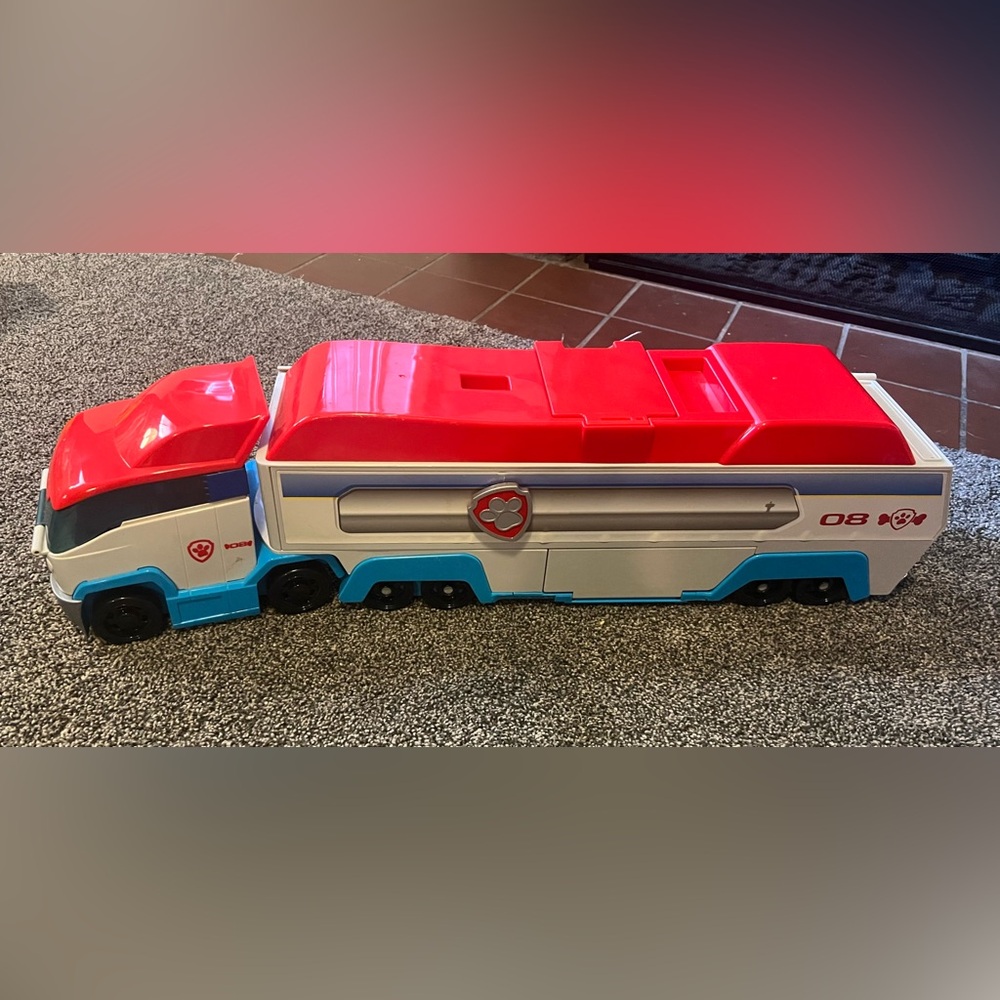 Paw Patroller Transporter Semi Truck